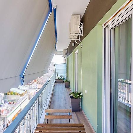 Bright Apartment For 6 Ppl In Athen Eksteriør billede