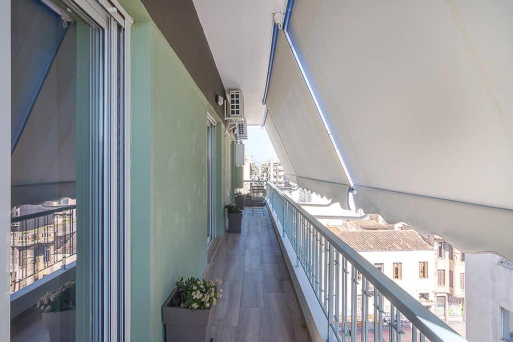 Bright Apartment For 6 Ppl In Athen Eksteriør billede