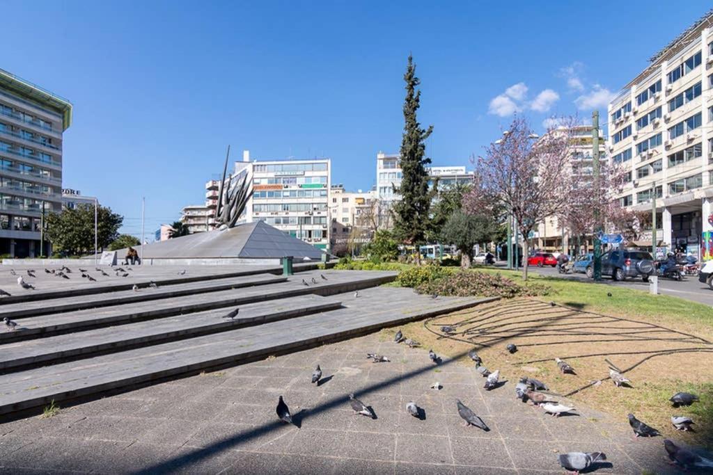 Bright Apartment For 6 Ppl In Athen Eksteriør billede