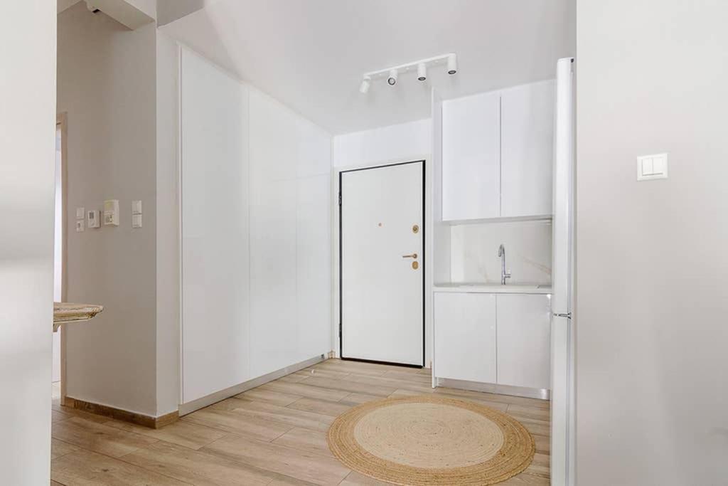 Bright Apartment For 6 Ppl In Athen Eksteriør billede