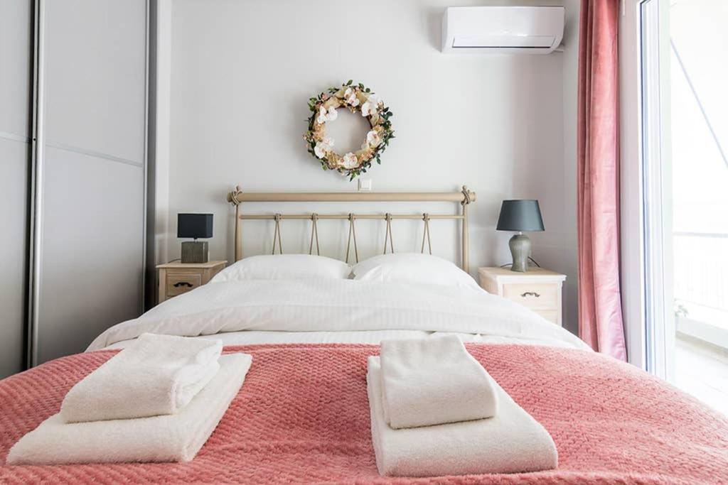 Bright Apartment For 6 Ppl In Athen Eksteriør billede